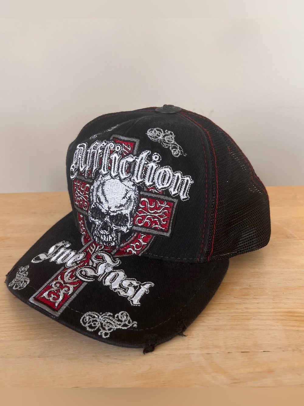 Y2K Vintage Affliction 2000 Los Angeles skull Live Fast Leather Brim trucker hat